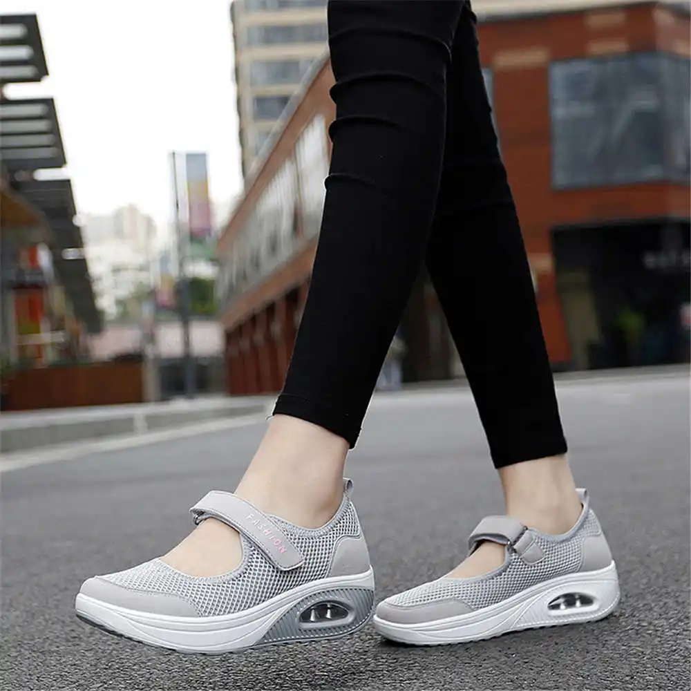 Travel Accessories Wholesale Suppliers - 36-41 Demi-season Colored Sneakers Walking Skates